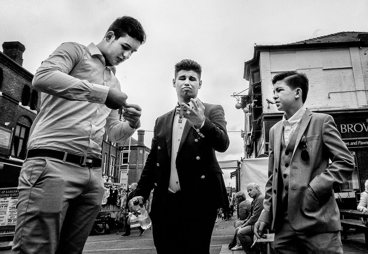 traveller boys with watches, Castleford
